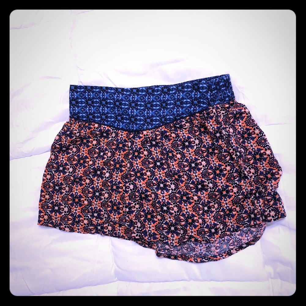 🌺Floral comfy shorts🌺